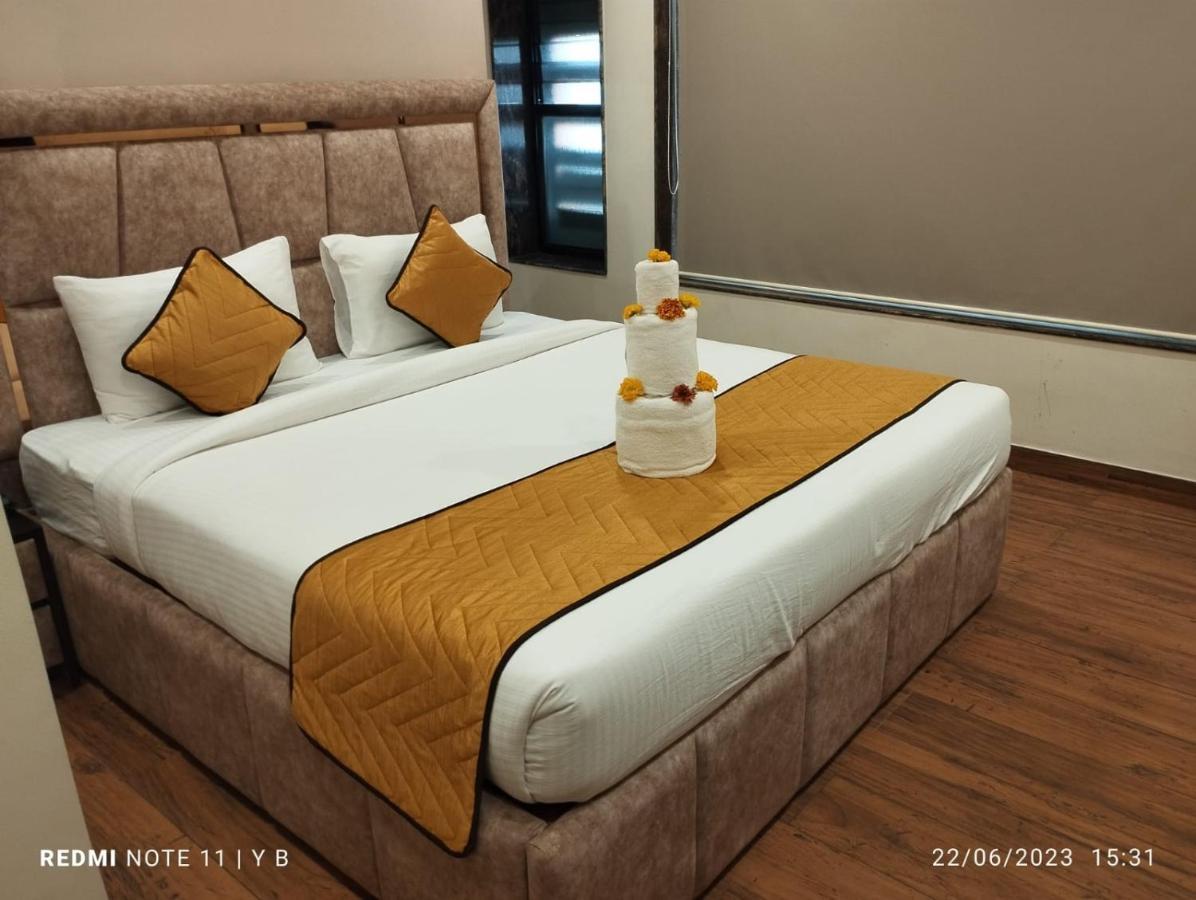 Hotel Lavish Inn Gondia Ngoại thất bức ảnh