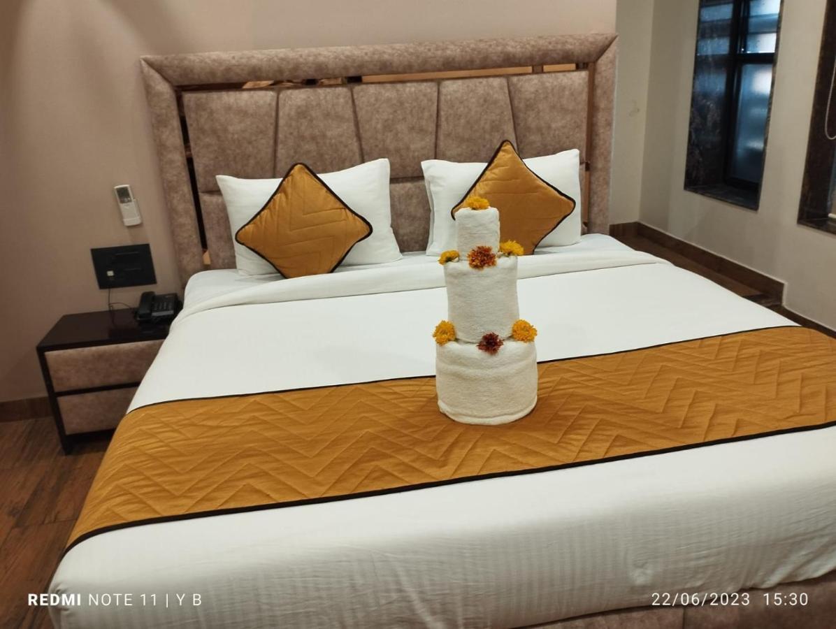 Hotel Lavish Inn Gondia Ngoại thất bức ảnh